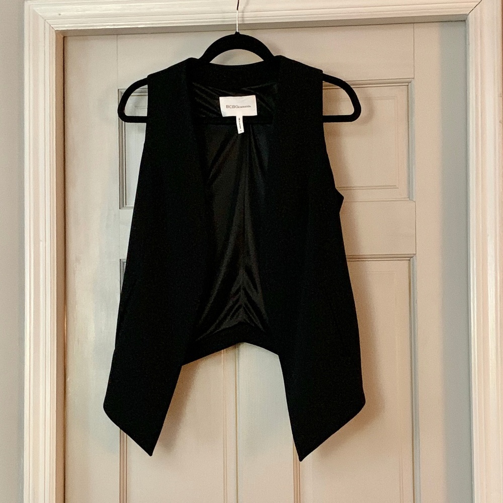 Sleek vest